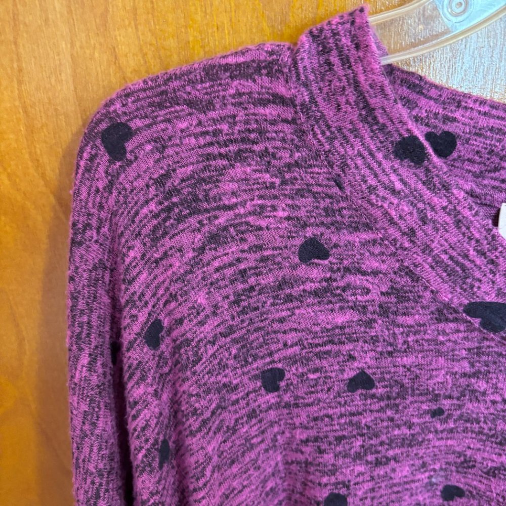 Philosophy Berry Pink And Black Hearts Tunic Length V Neck Sweater Size Small - Picture 3 of 9